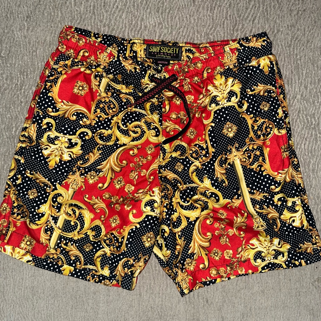 Trunks / Shorts